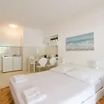 House Ariva Апартаменты *