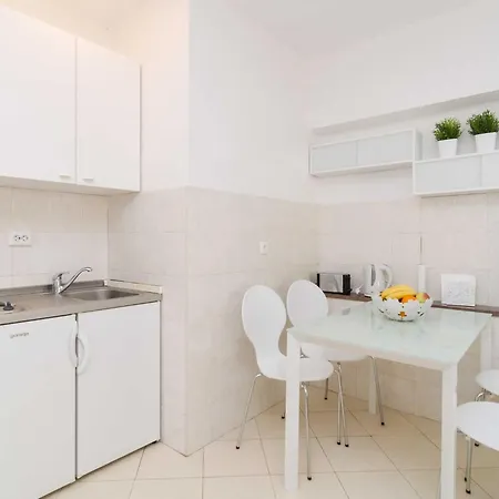 House Ariva