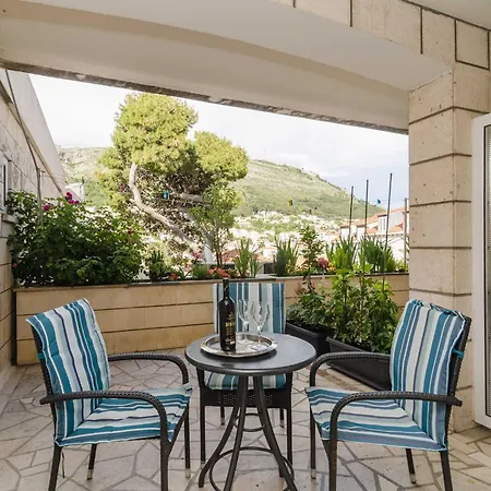 House Ariva